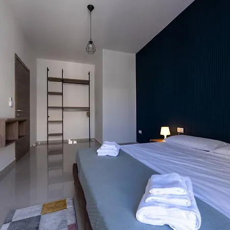 Swieqi Brand New 3bdr Flat - Spacious Getaway *